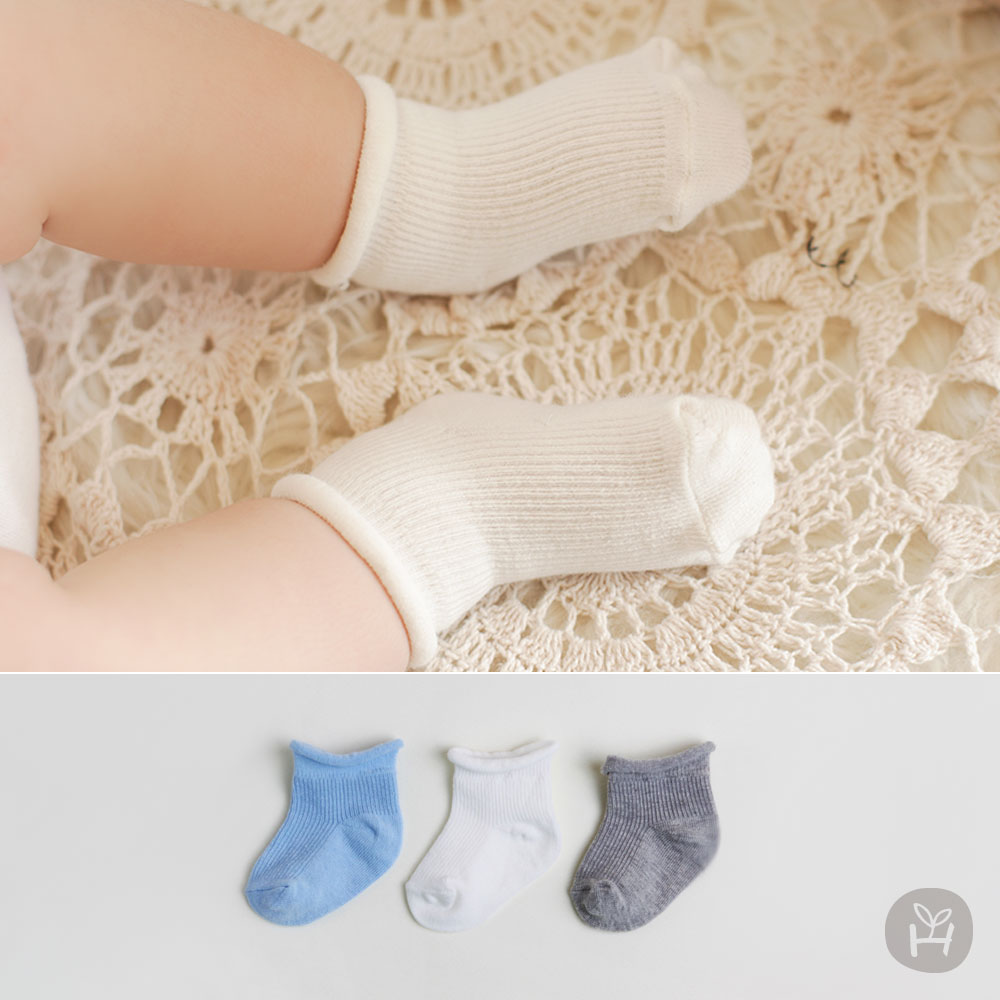 Newborn Plain Socks – Prince 3 Pack