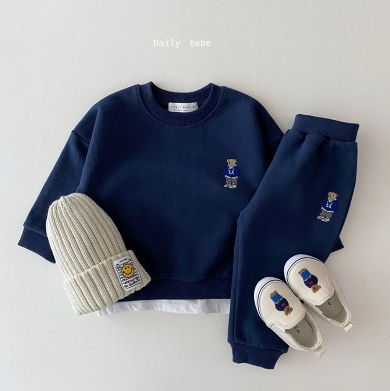 Embroidered LA Bear Navy Sweatshirt & Jogger Set