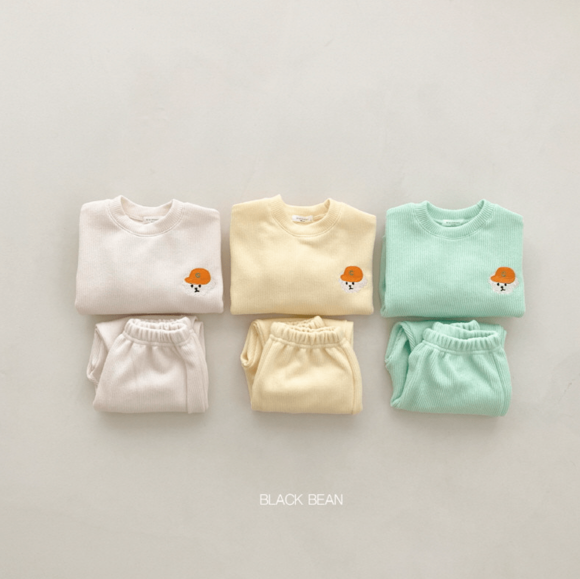 [Spring 2023 Pre-order] Pastel Puppy Sweatshirt Jogger Set