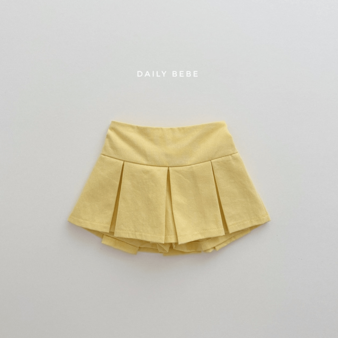 [Momo Ann] Pleats Skirt with Inner Shorts
