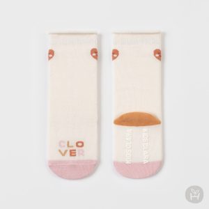 Adorable Shudy Rolling Baby Knee Socks featuring a playful clover pattern on a soft, stretchable fabric, perfect for toddlers on the move