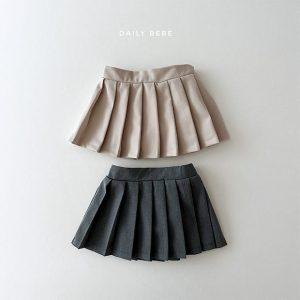 Two autumn pleated skirts by Daily Bebe, one in tan and one in gray, displayed on a white background, ideal for girls' fall fashion